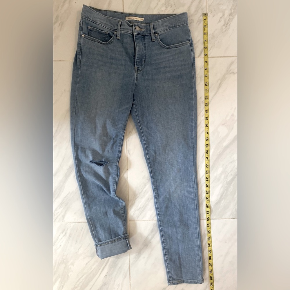 Levi’s 311 Shaping Skinny Jeans